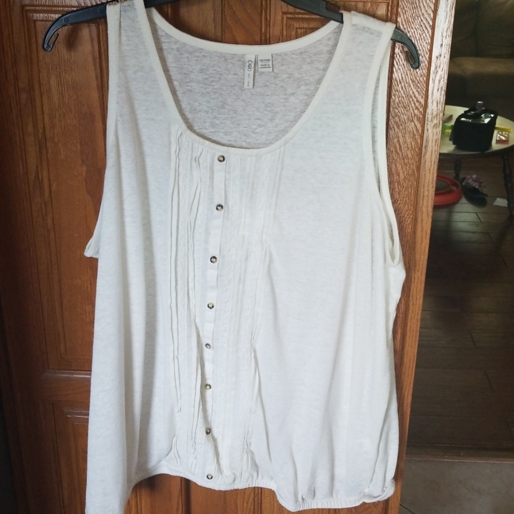 White tank